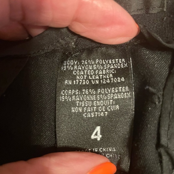 Mossimo Supply Co. Black Black Extensible Pants - Size 4 - Picture 10 of 10